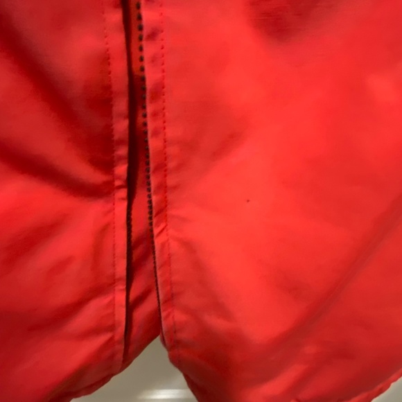 Canada Goose Red Ski & Snow Jacket - Picture 11 of 16